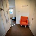 Flat In Watford, Close To Harry Potter & Watford Junction