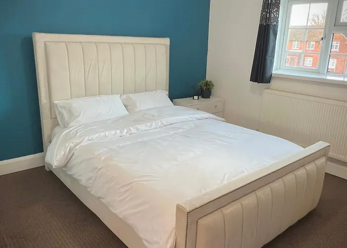 Flat In Watford, Close To Harry Potter & Watford Junction